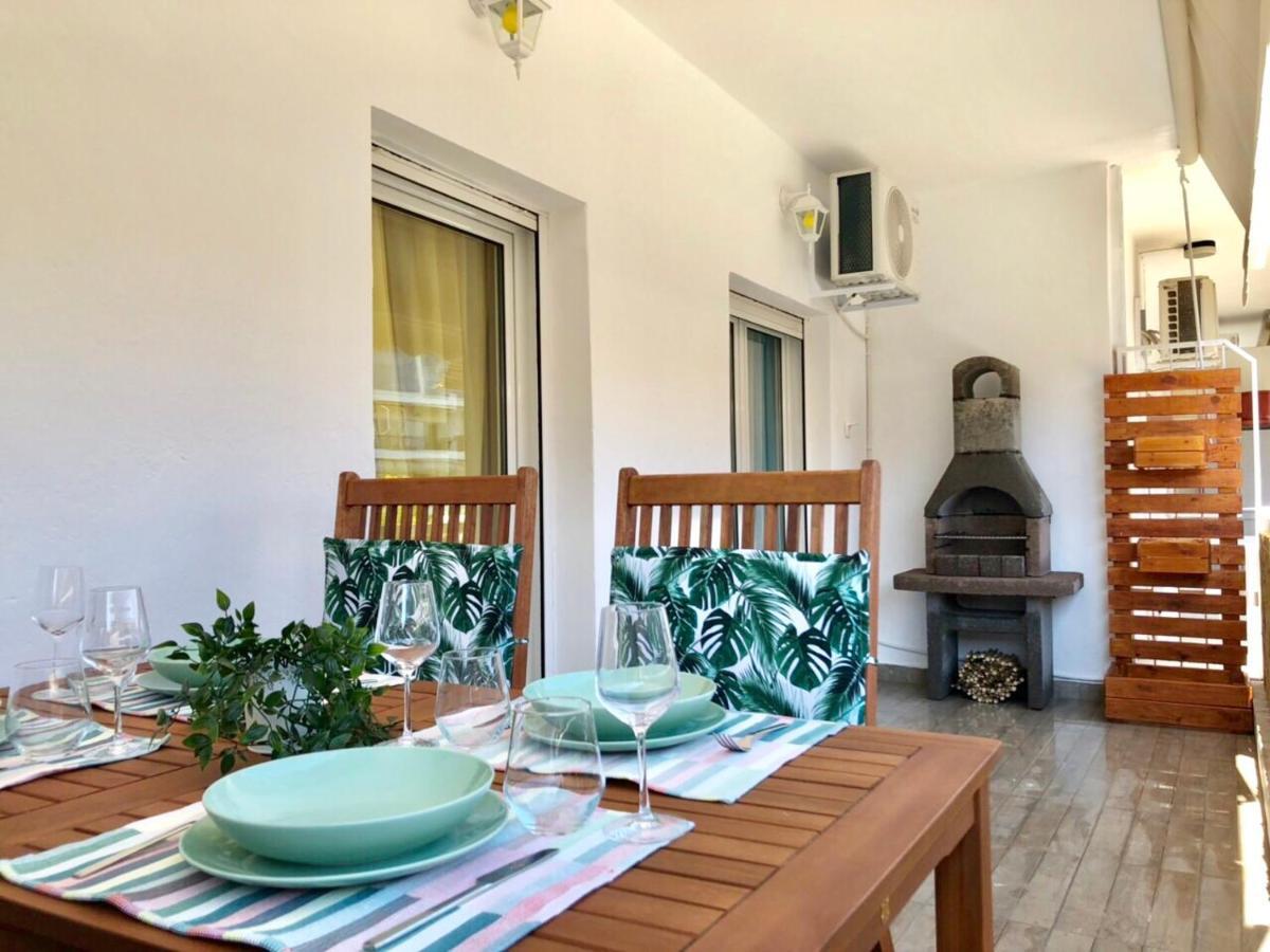 Relax Apartment Peraía エクステリア 写真