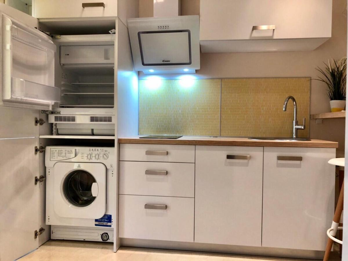 Relax Apartment Peraía エクステリア 写真