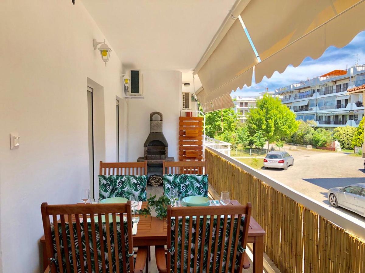 Relax Apartment Peraía エクステリア 写真