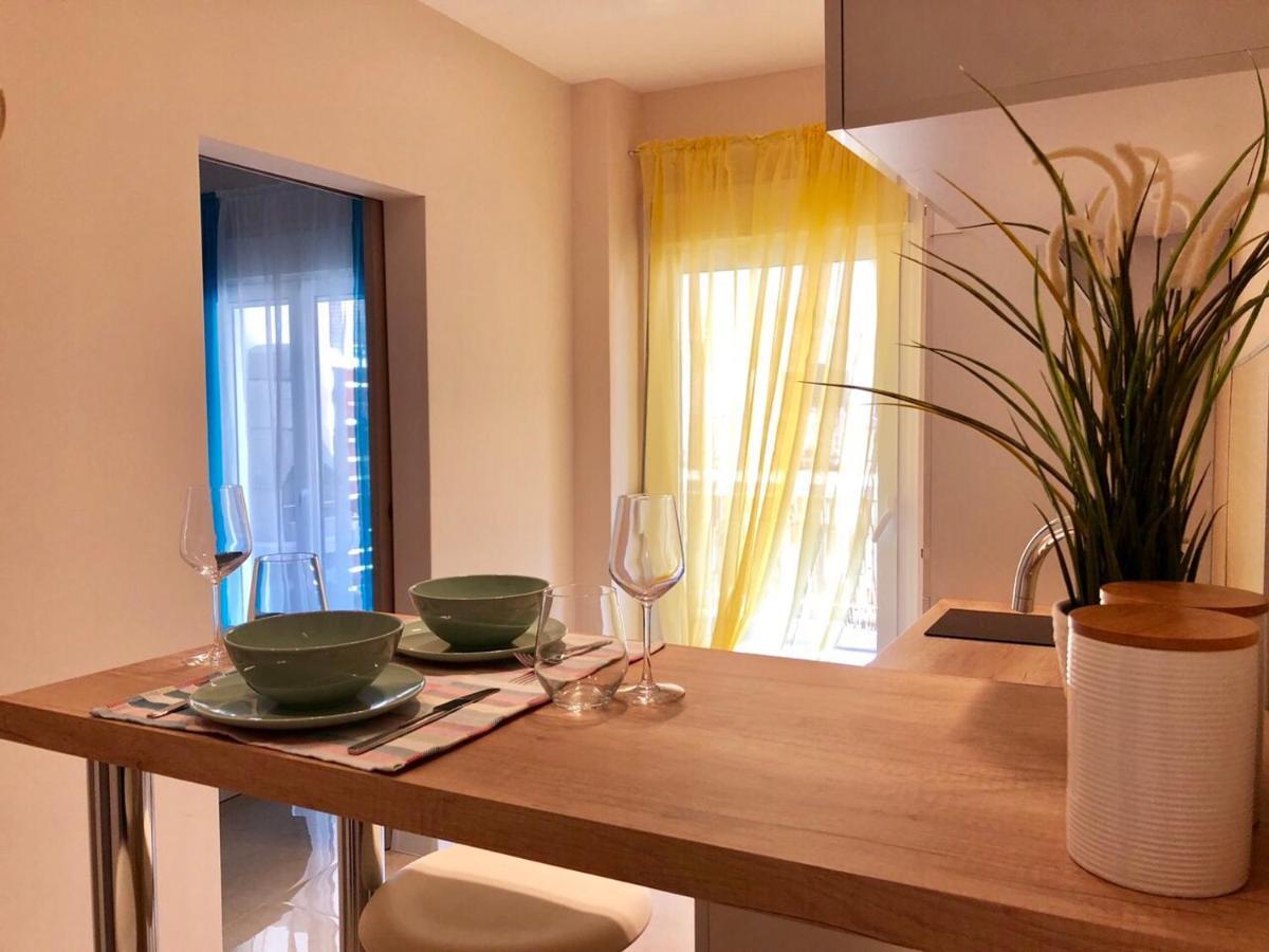 Relax Apartment Peraía エクステリア 写真