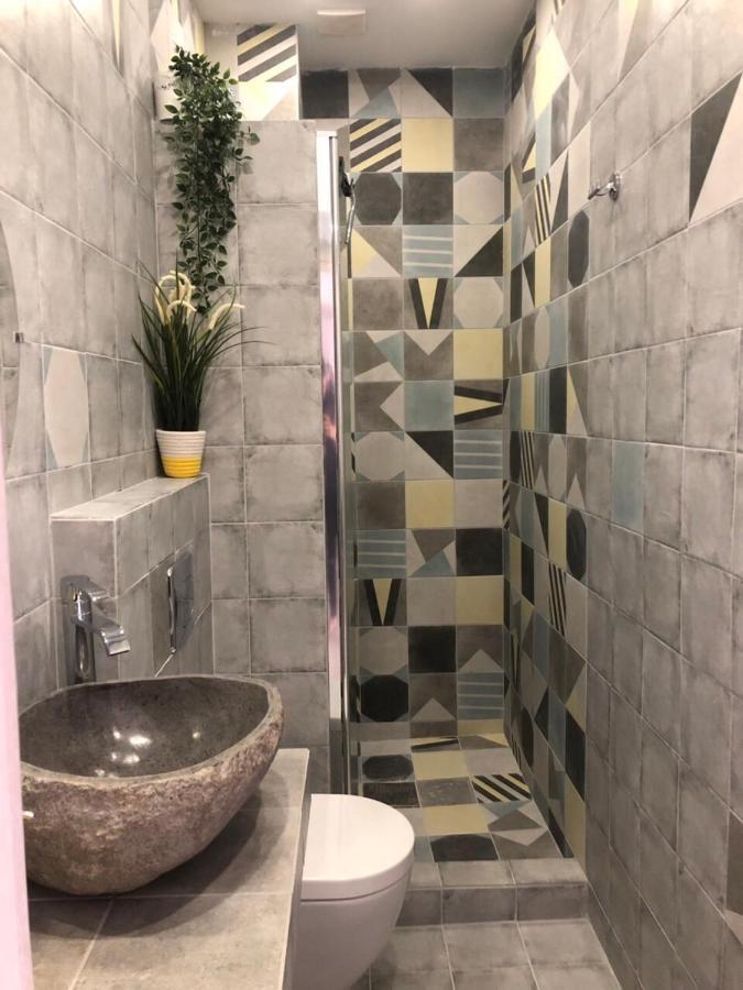 Relax Apartment Peraía エクステリア 写真
